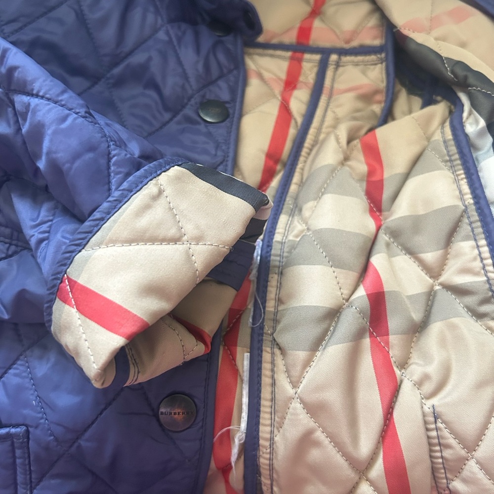 Navy Blue Burberry Quilted Children’s Jacket  6Y Classic Plaid Preppy Designer - Picture 9 of 13